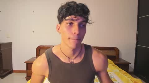 corey_vale online show from July 18, 8:14 pm