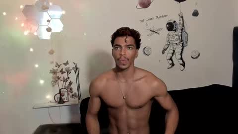 CoreyGlover online show from October 28, 9:45 am