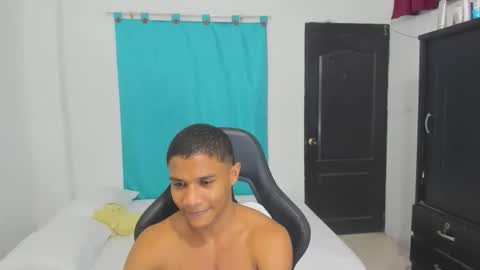 Ethan  online show from October 8, 1:32 am