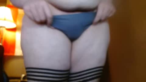 cosmicjones88 online show from December 12, 3:37 pm