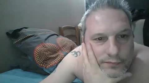 couffi online show from March 8, 8:35 pm