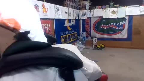 craveitoften online show from February 22, 1:33 am