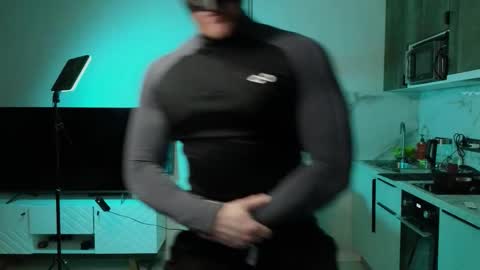 CraveLorenzo online show from December 20, 12:01 pm