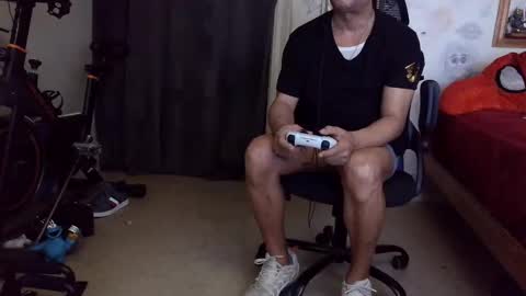 drbucknaked online show from April 28, 1:44 am