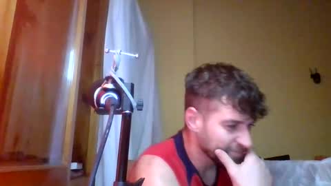 crazyboy44412345 online show from November 12, 5:02 am