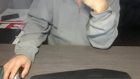 Creamormilk online show from November 23, 1:44 pm