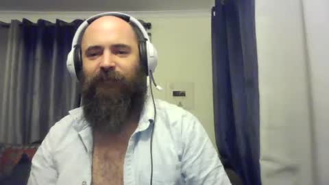 CreativeGenii online show from February 6, 9:17 pm