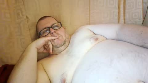 The hopeless romantic online show from March 7, 11:46 pm