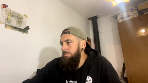 Eldelabarba online show from December 3, 11:24 pm