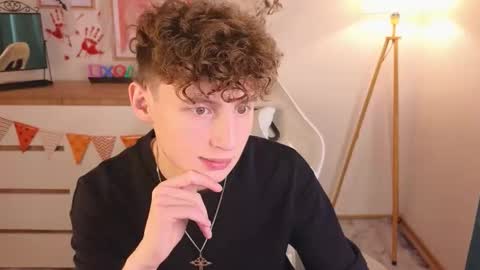 Chris online show from October 29, 3:48 pm