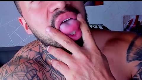 cristian walker online show from April 7, 12:27 pm