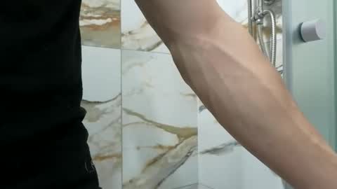 Cristiano online show from April 18, 9:36 pm