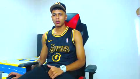 cristian online show from April 22, 3:17 pm