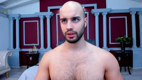 Cristobal Alzate online show from December 29, 2:10 pm