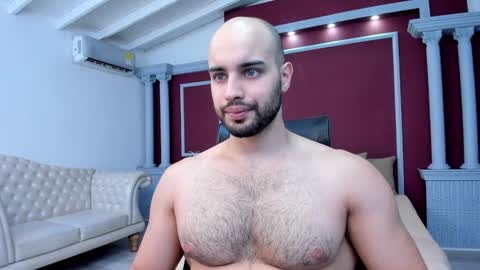 Cristobal Alzate online show from January 6, 4:02 pm