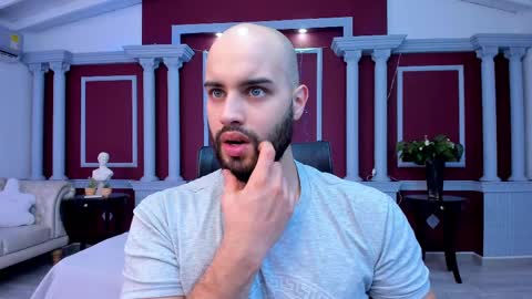 Cristobal Alzate online show from February 24, 10:59 am