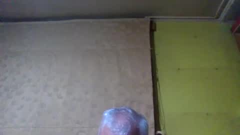 crmperez online show from October 10, 2:27 am