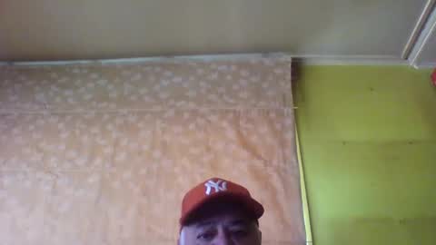 crmperez online show from January 3, 6:57 pm