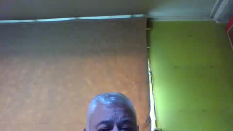 crmperez online show from September 18, 8:33 pm