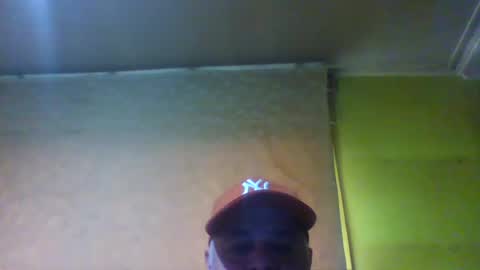 crmperez online show from February 16, 10:21 pm