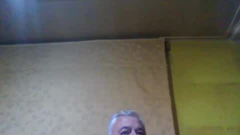 crmperez online show from February 22, 12:16 am