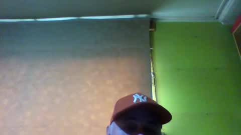 crmperez online show from October 1, 7:40 pm