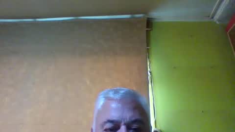 crmperez online show from October 13, 8:26 pm