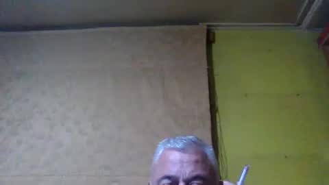 crmperez online show from September 16, 1:50 am