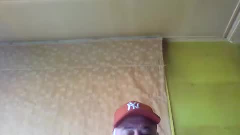 crmperez online show from December 15, 9:53 pm