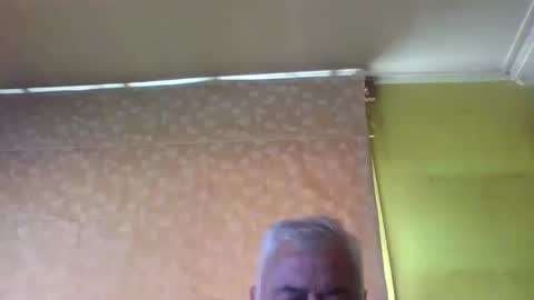 crmperez online show from February 27, 6:53 pm