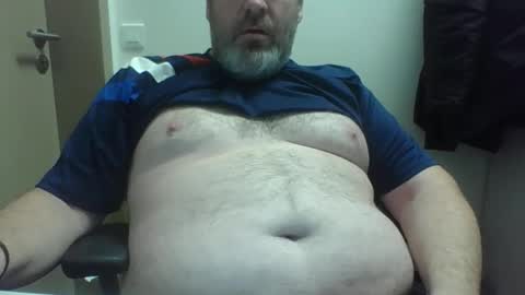 Crouch1 online show from October 29, 11:13 am