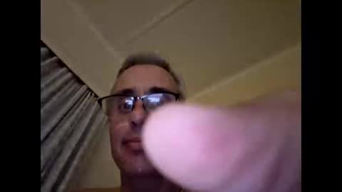 Crucut online show from January 3, 6:46 pm