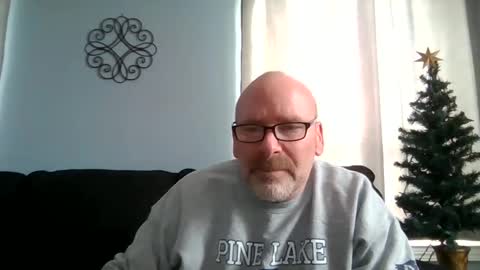 Snapshot of cruising_guy chatting on February 10, 8:21 pm fun guy online show from February 10, 8:21 pm