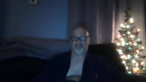 Snapshot of cruising_guy chatting on September 29, 3:05 am fun guy online show from September 29, 3:05 am