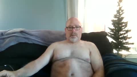 Snapshot of cruising_guy chatting on October 2, 1:37 pm fun guy online show from October 2, 1:37 pm