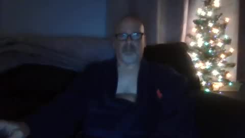 Snapshot of cruising_guy chatting on September 30, 4:40 am fun guy online show from September 30, 4:40 am