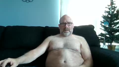 Snapshot of cruising_guy chatting on December 3, 4:50 pm fun guy online show from December 3, 4:50 pm