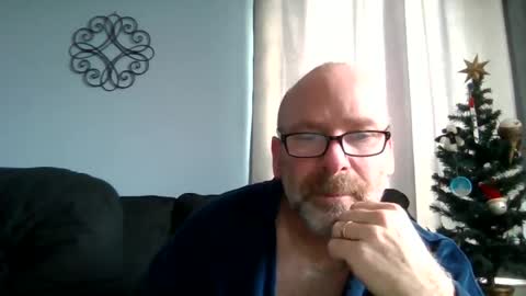 Snapshot of cruising_guy chatting on December 5, 8:02 pm fun guy online show from December 5, 8:02 pm