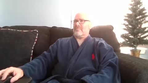 Snapshot of cruising_guy chatting on January 28, 7:21 pm fun guy online show from January 28, 7:21 pm