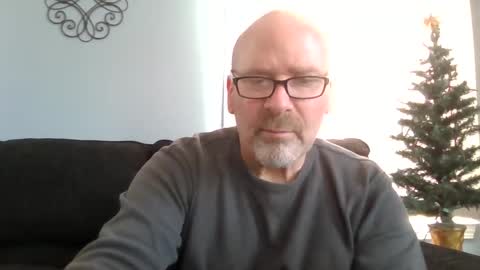 Snapshot of cruising_guy chatting on January 30, 6:10 pm fun guy online show from January 30, 6:10 pm