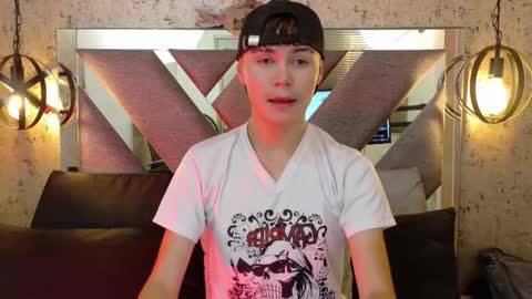 crushnier online show from February 27, 12:50 pm