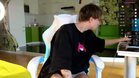 Lin inst lingoodyy online show from October 15, 10:23 am