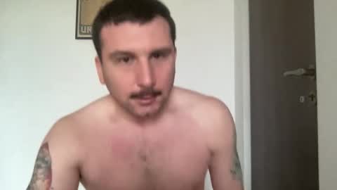 Snapshot of cuckold_slave2 chatting on October 27, 11:12 am cuckold_slave2 online show from October 27, 11:12 am