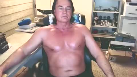 Yup... kinda old but Stop in and say hello online show from April 2, 4:32 am