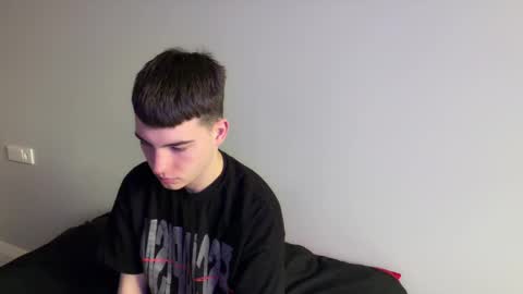 Max online show from April 23, 7:46 am