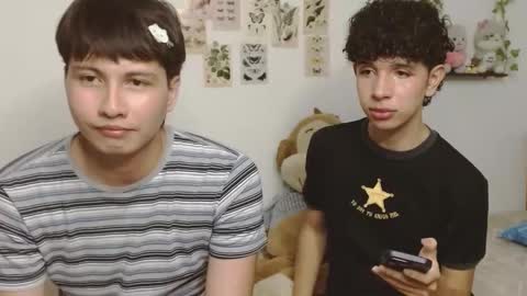 cuddly_and_jinx online show from March 1, 5:34 pm