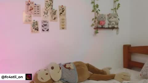 Cuddly online show from May 23, 8:31 am