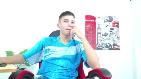 cumandres online show from September 30, 1:58 pm
