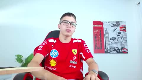 cumandres online show from September 9, 2:16 pm