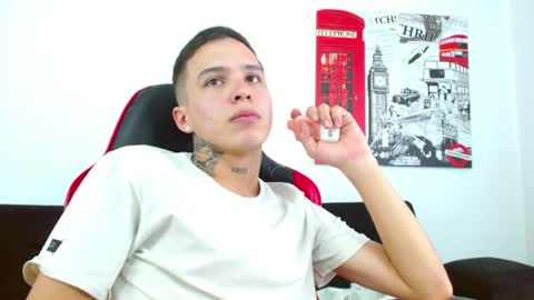 cumandres online show from July 18, 4:45 pm
